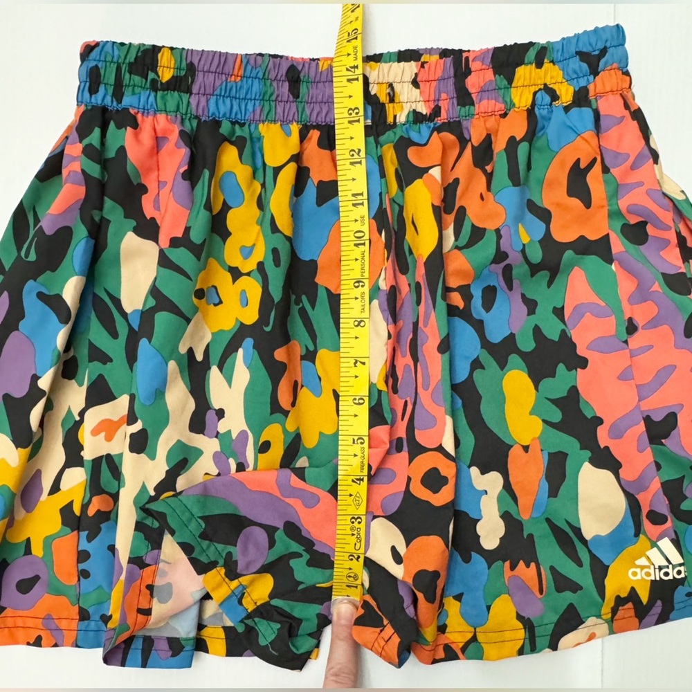 Adidas Sportswear Shorts – Graphic Retro Print - S - Picture 14 of 16